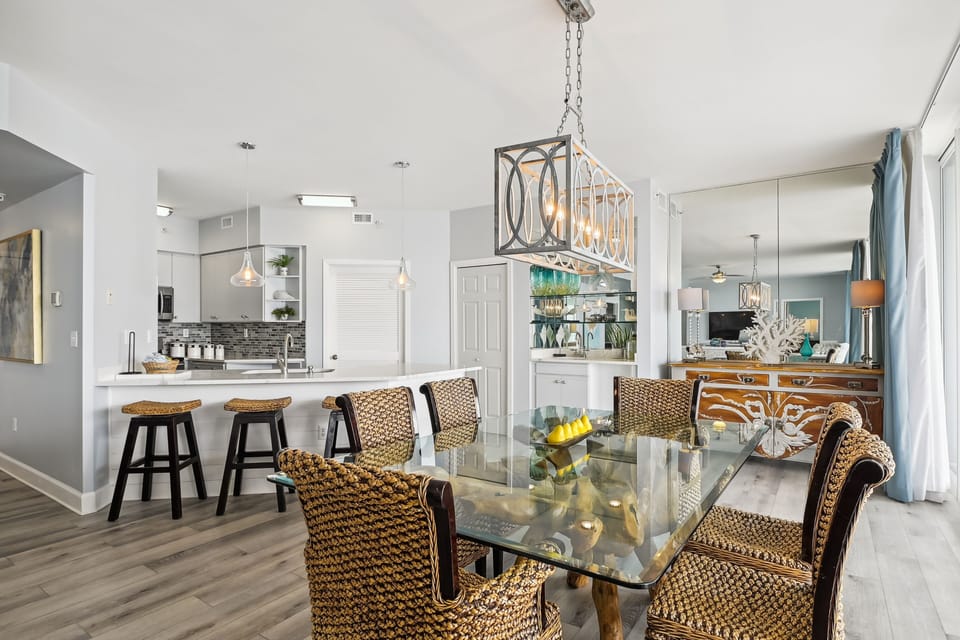 Condo, 3 Bedrooms | Dining