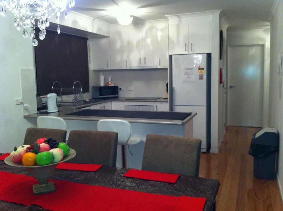 Family House, 5 Bedrooms, 2 Bathrooms | Private kitchen | Full-size fridge, microwave, oven, stovetop