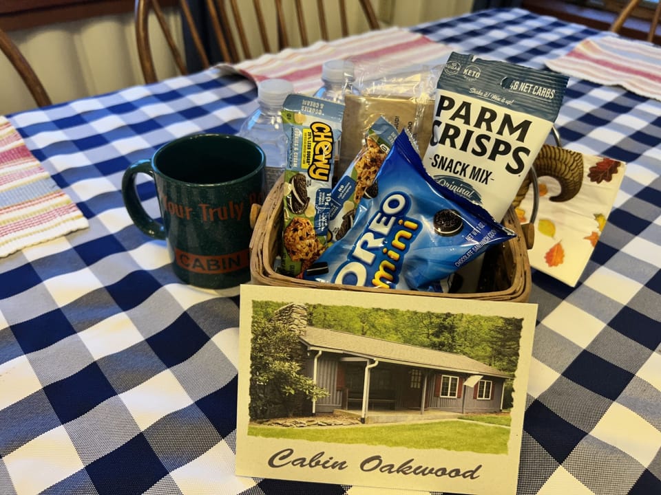 Family Cabin, Ensuite (Oakwood) | Dining