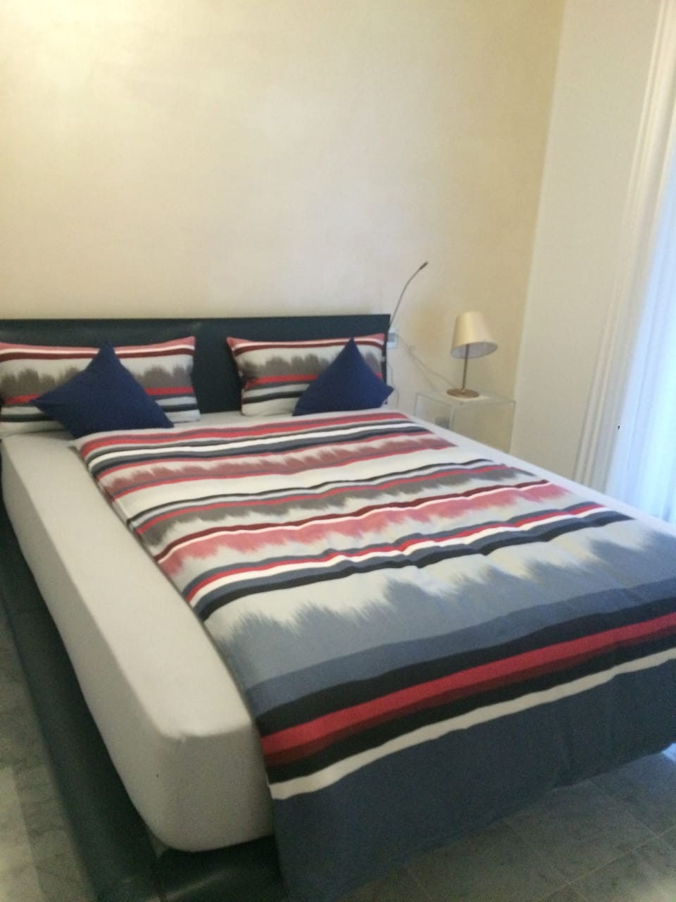 Deluxe Double Room, Non Smoking | Egyptian cotton sheets, premium bedding, minibar, in-room safe