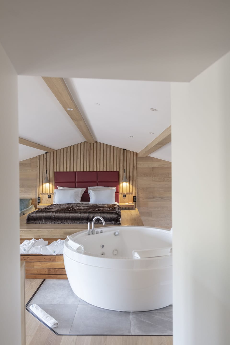 Suite deluxe, vue panoramique et baignoire spa (Saphir) | Premium bedding, minibar, in-room safe, desk