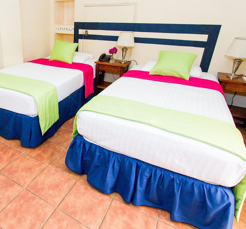 In-room safe, WiFi (free), bed sheets