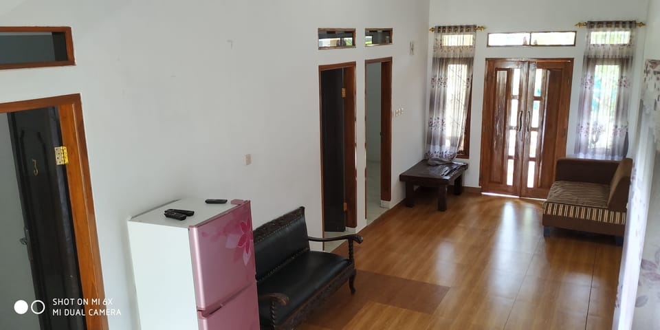 Villa, 6 Bedrooms, Non Smoking | Living area | Flat-screen TV