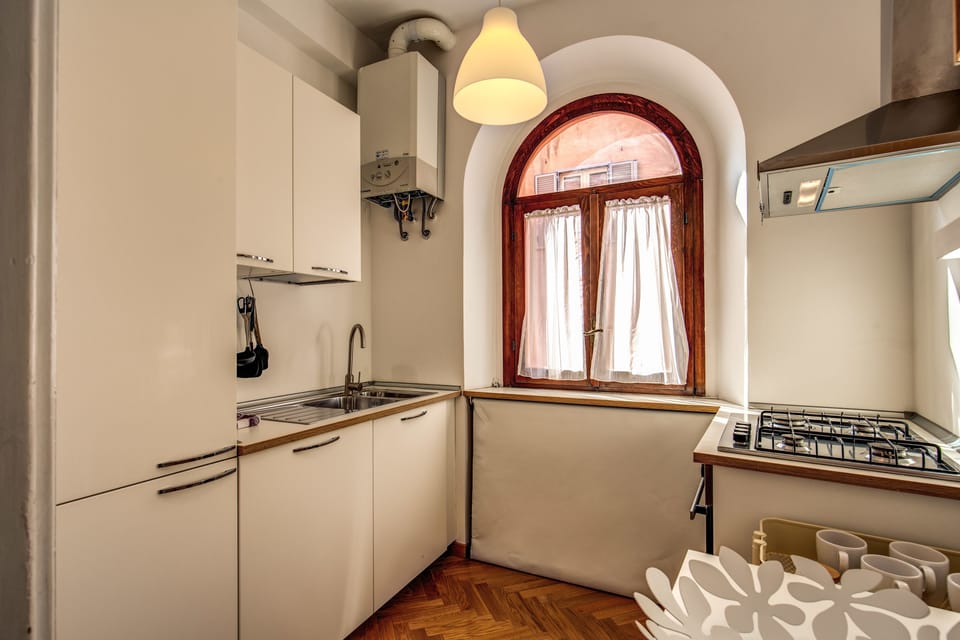 Apartment, 2 Bedrooms | Private kitchen | Fridge, oven, stovetop, electric kettle