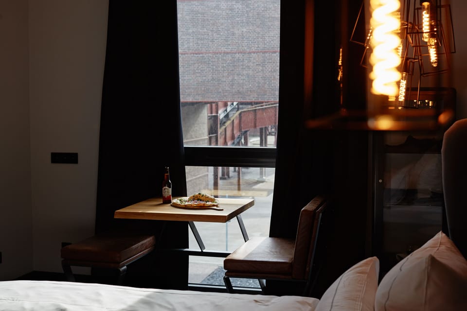 Standard Room | Desk, laptop workspace, blackout drapes, soundproofing