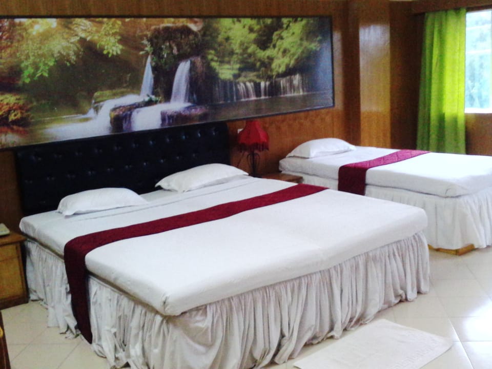 Super Deluxe Room | Individually decorated, individually furnished, desk, blackout drapes