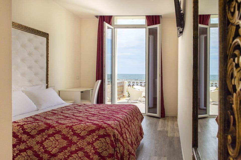 Superior Double or Twin Room, Terrace, Sea View | In-room safe, soundproofing, free WiFi, wheelchair access