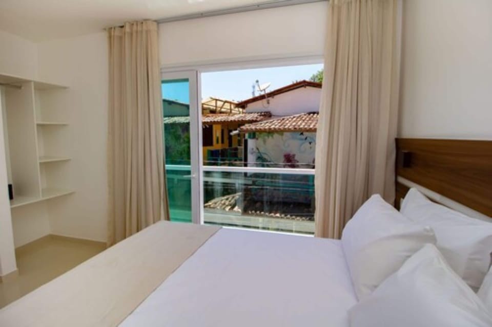 Flat Duplo Luxo com Varanda | Frette Italian sheets, premium bedding, pillowtop beds, in-room safe