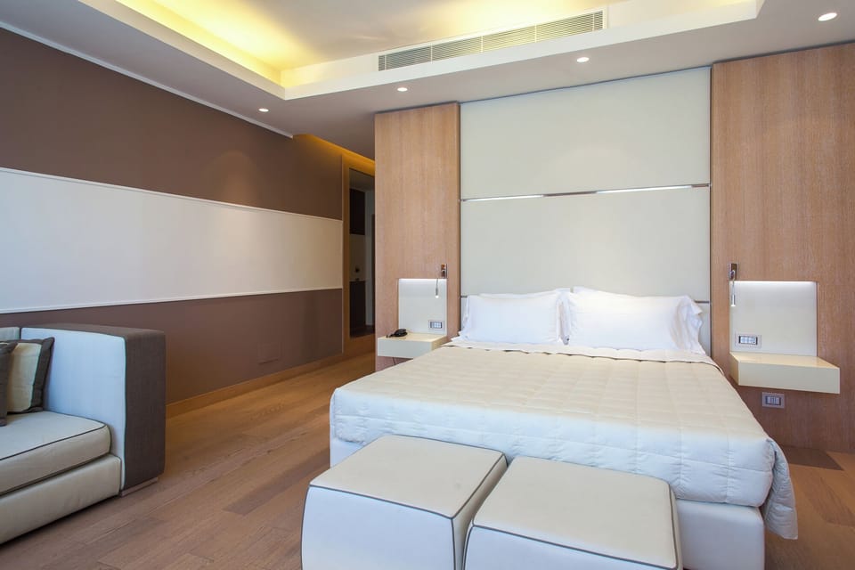 Double Room Wellness with turkish bath | Egyptian cotton sheets, premium bedding, down comforters