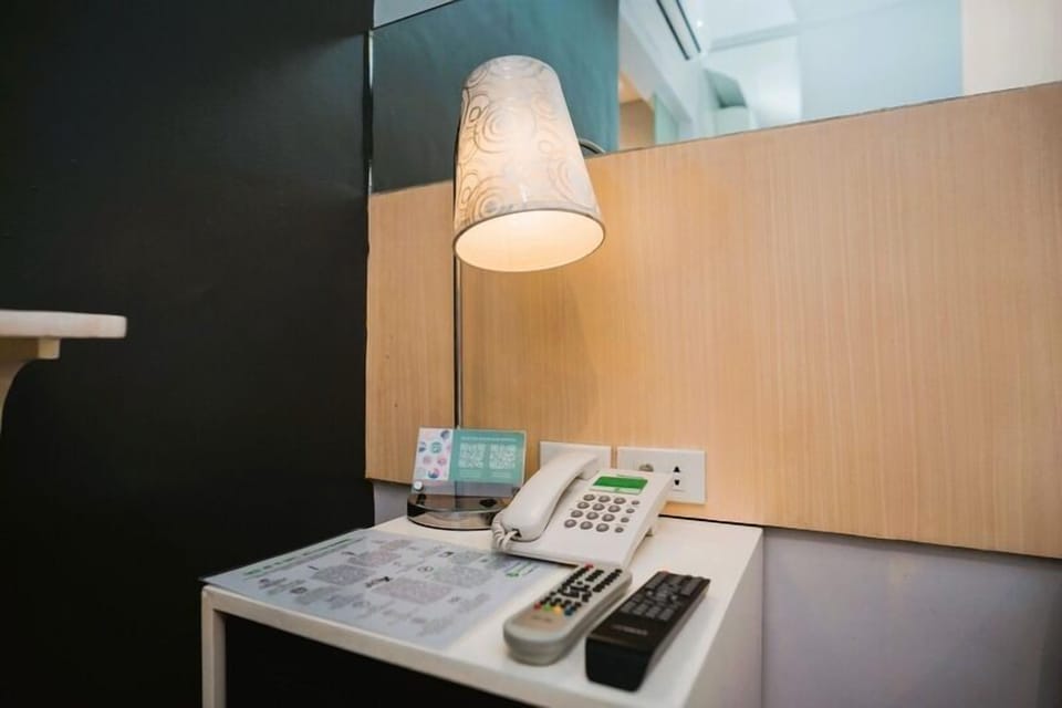 In-room safe, iron/ironing board, free WiFi, bed sheets