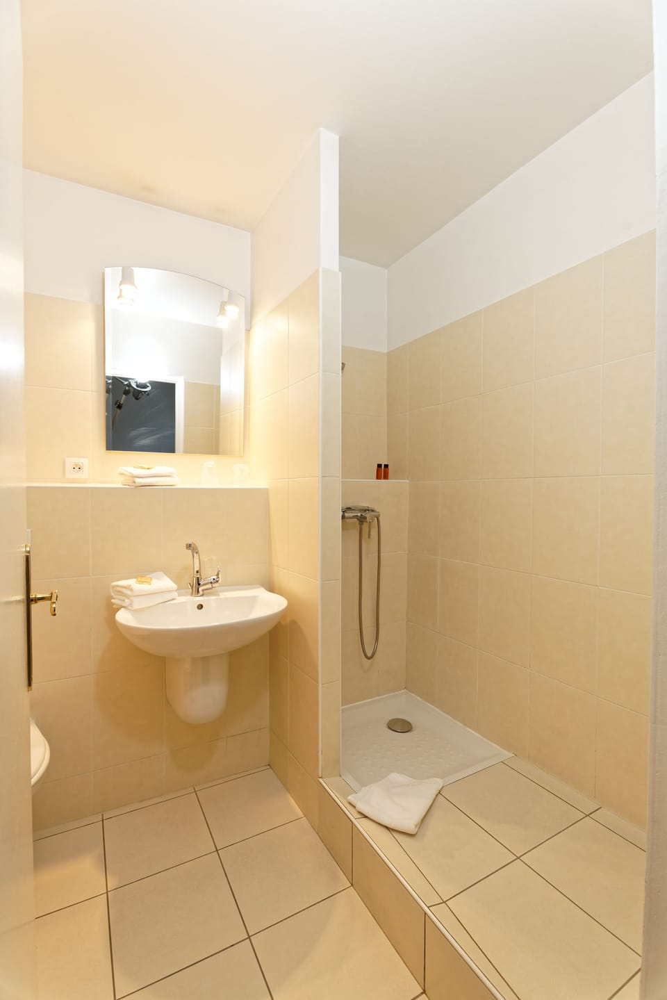 Double Room, 1 Double Bed | Bathroom | Towels