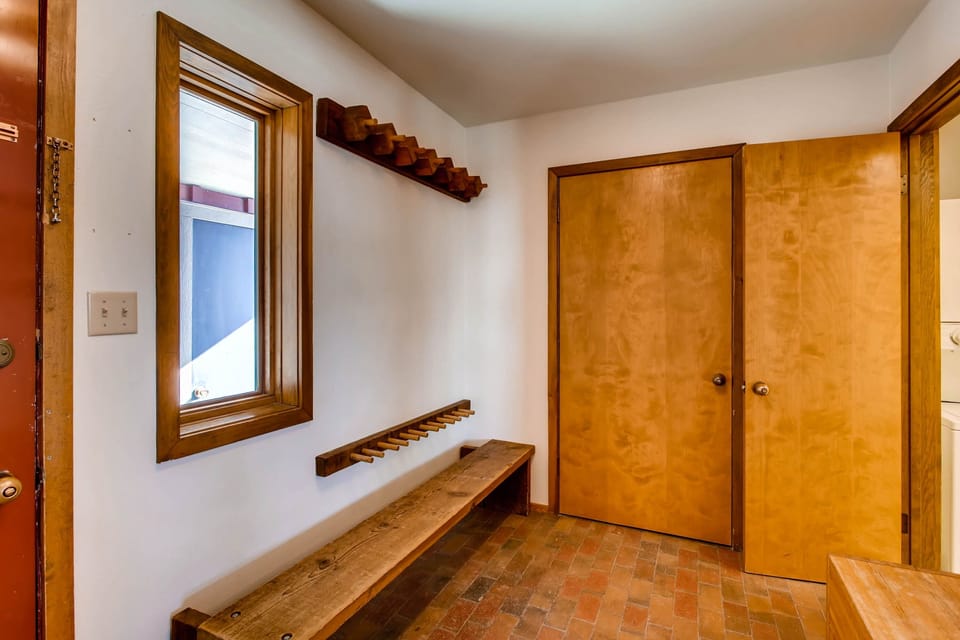 Condo, 2 Bedrooms | Interior