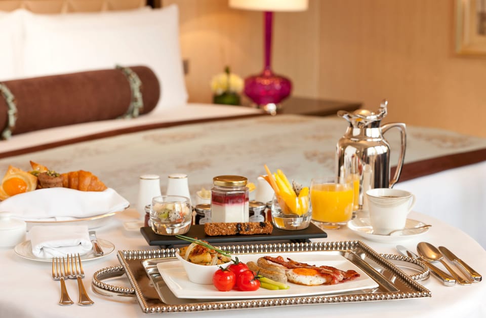 Room service - dining