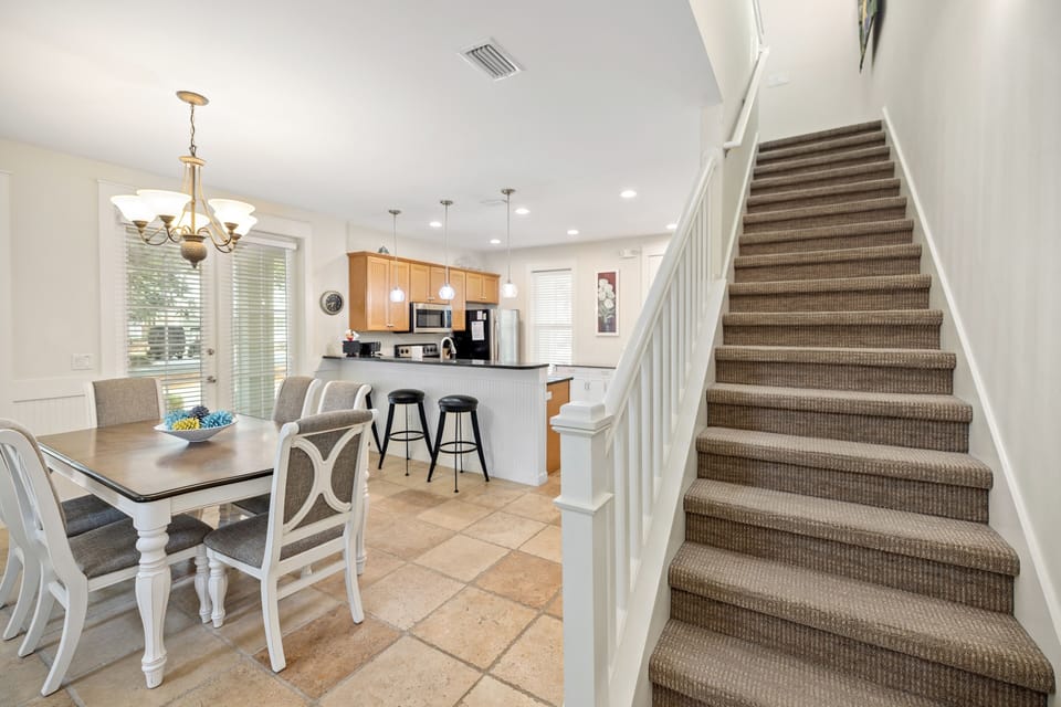 House, 3 Bedrooms | Dining