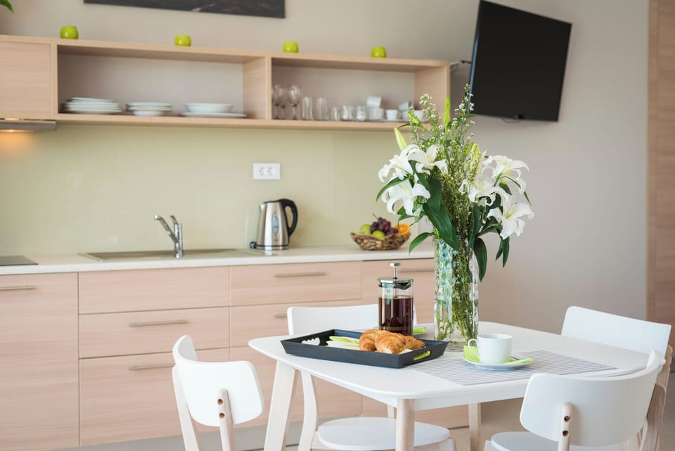 Private kitchenette