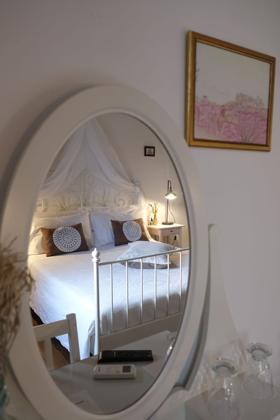 Deluxe Double Room, Hill View | Individually furnished, desk, laptop workspace, soundproofing