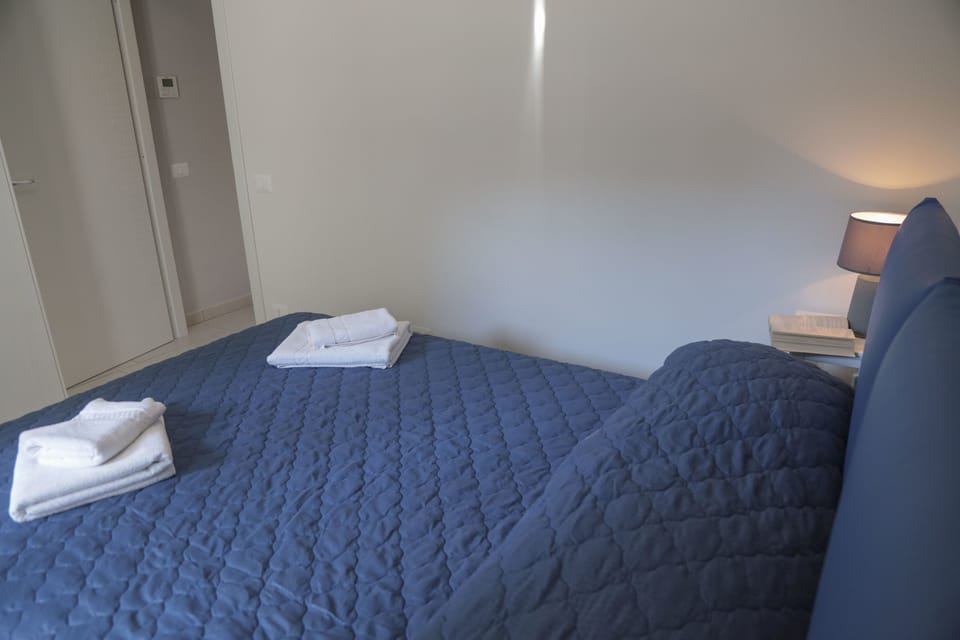 Apartment, 1 Bedroom | 1 bedroom, soundproofing, iron/ironing board, free cribs/infant beds
