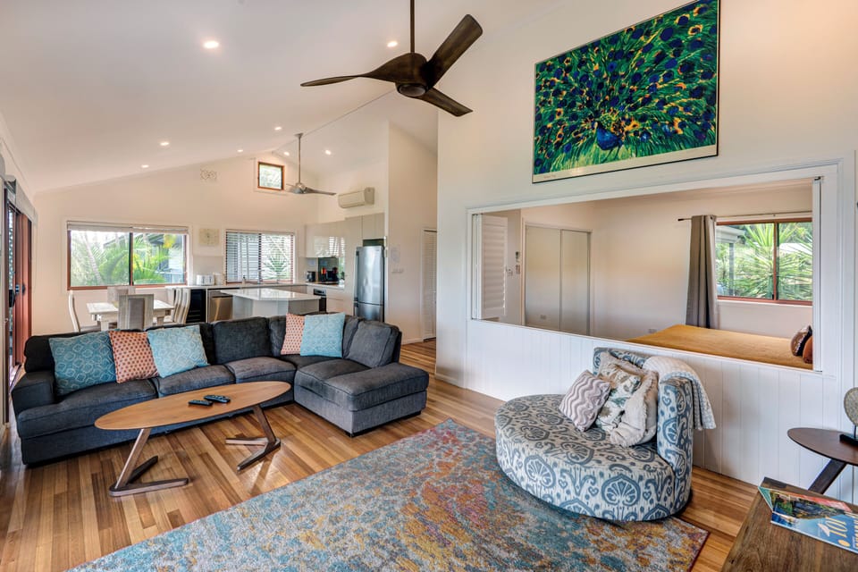 House, 2 Bedrooms, Non Smoking | Living area | Flat-screen TV, DVD player