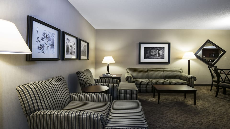 Suite, 1 Bedroom | 1 bedroom, desk, laptop workspace, blackout drapes