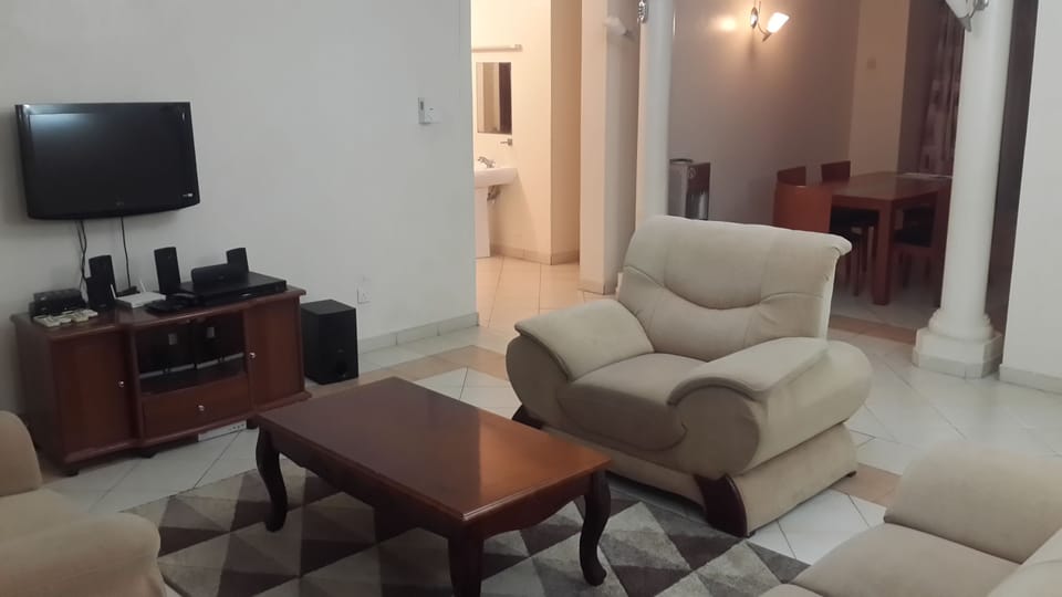 Family Apartment, 3 Bedrooms, Non Smoking, Pool View | Living area | Plasma TV, DVD player