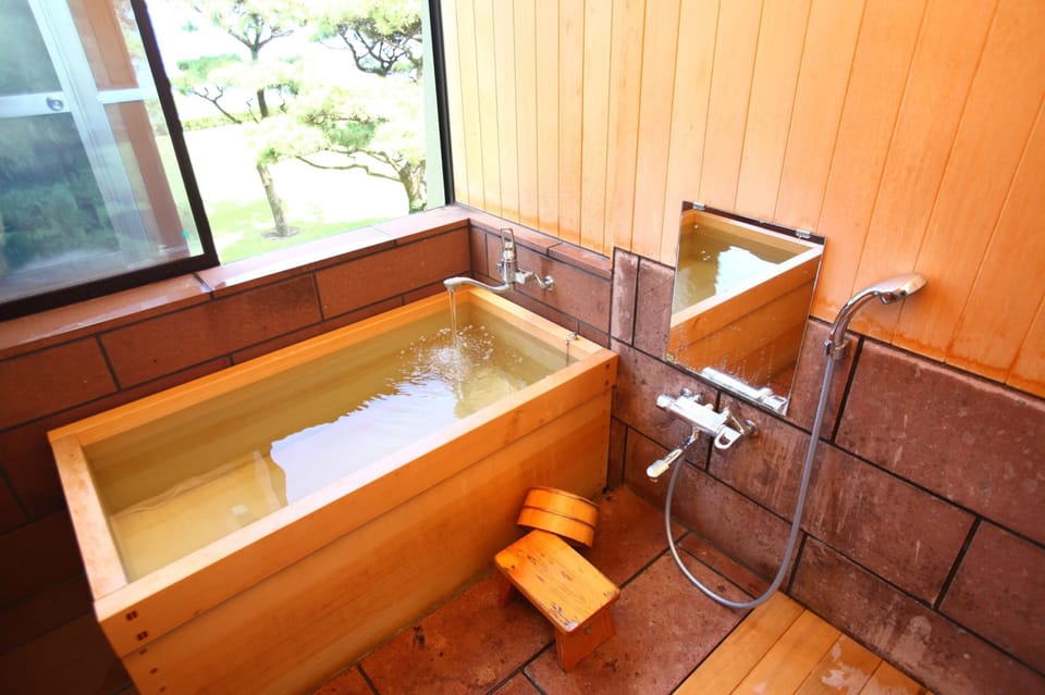 Kagoshima Sunamushi Onsen Ibusuki Hakusuikan Ryokan in Japan