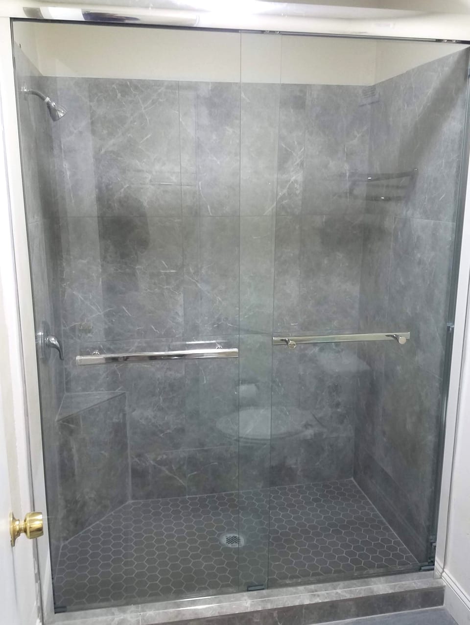 Room, 2 Queen Beds, Refrigerator & Microwave | Bathroom shower