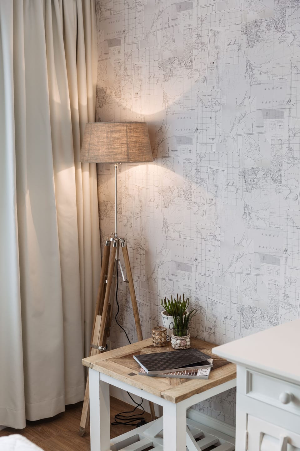 Twin Room, Courtyard View | Minibar, soundproofing, free WiFi, bed sheets
