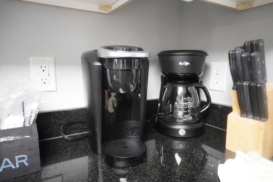 Condo, 2 Bedrooms | Coffee and/or coffee maker