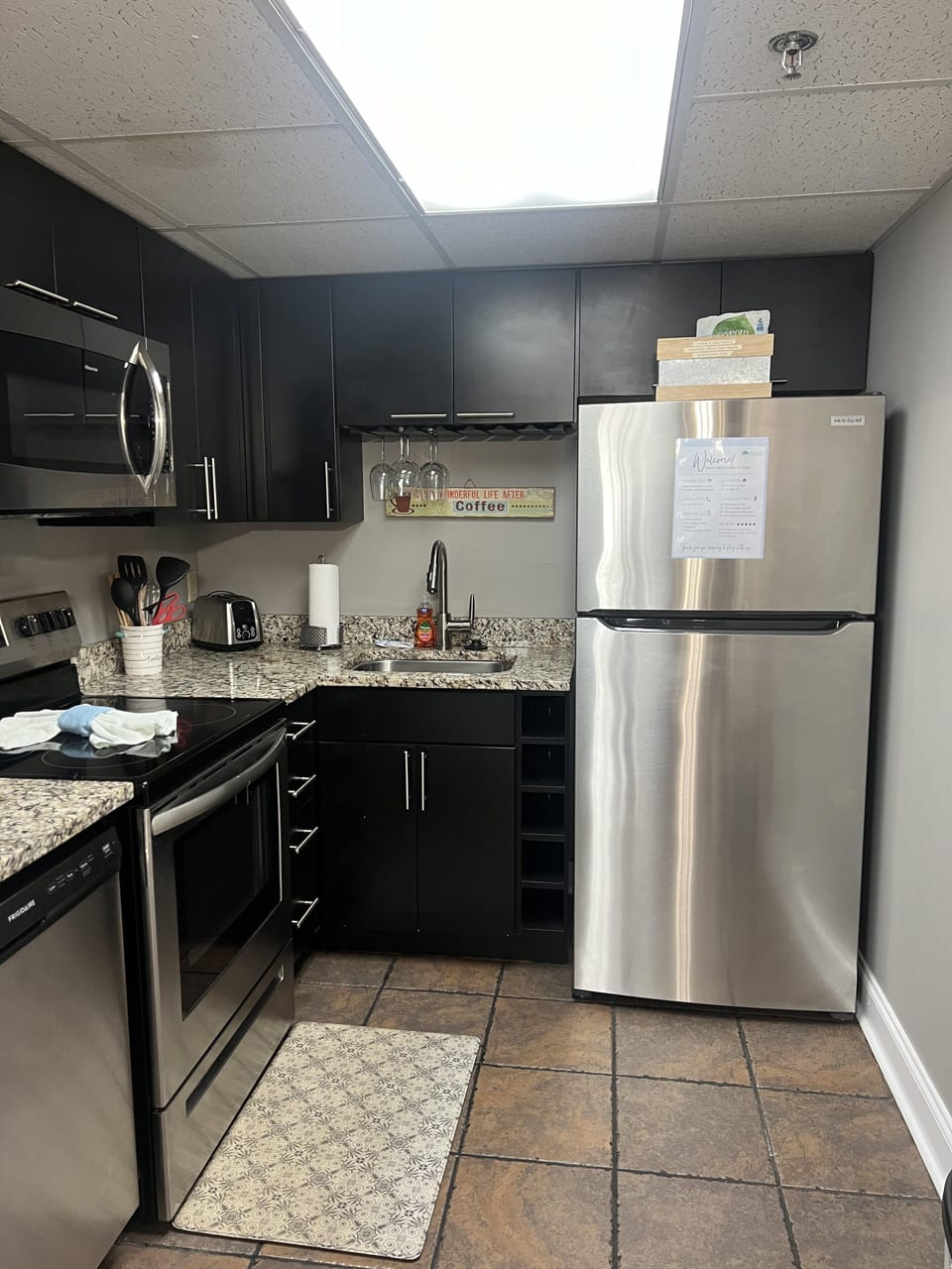 Condo, 2 Bedrooms | Private kitchen | Coffee/tea maker, fridge