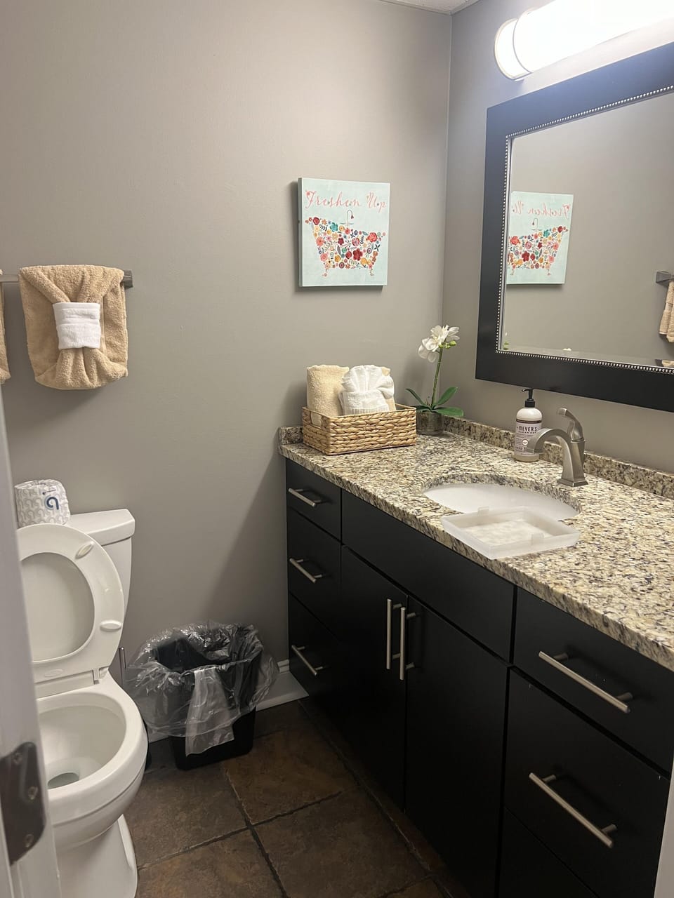 Little Pigeon River 501 2BD with Mountain View Private Balcony by RedAwning Apartment in Pigeon Forge