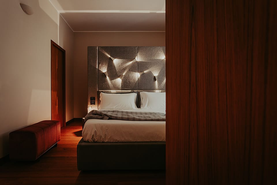 Superior Room | Minibar, in-room safe, individually decorated, individually furnished