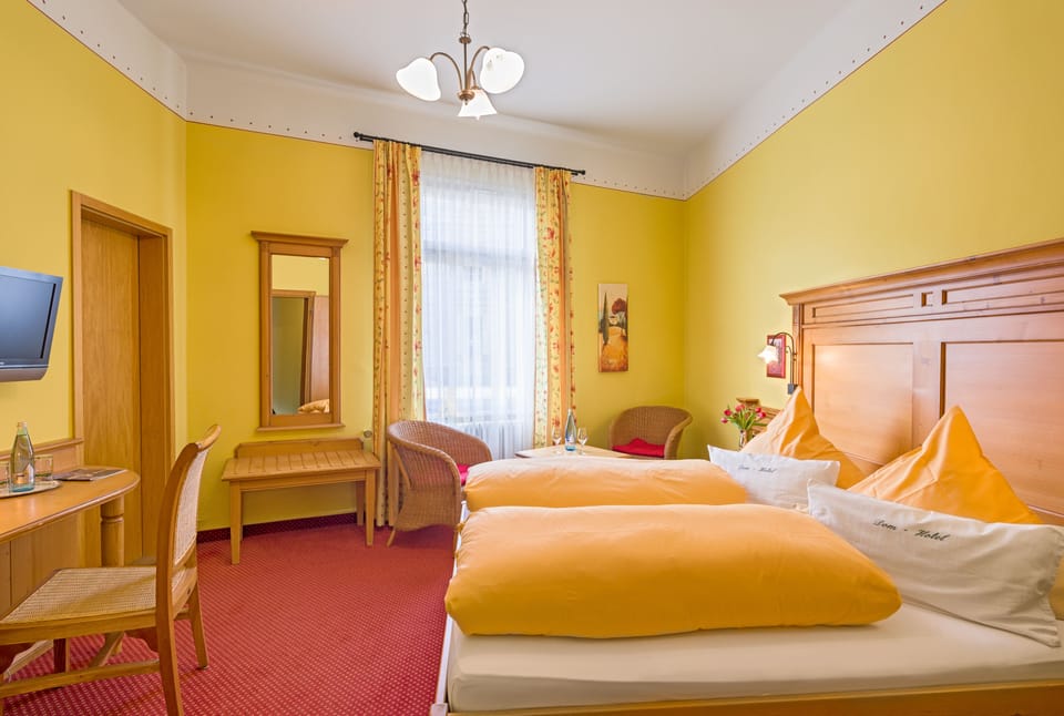 Double Room | Down comforters, free WiFi, bed sheets