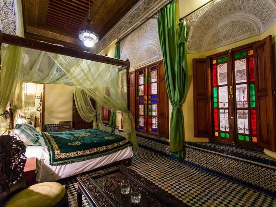 Deluxe Suite, Ensuite (Kaftan) | 1 bedroom, premium bedding, minibar, WiFi
