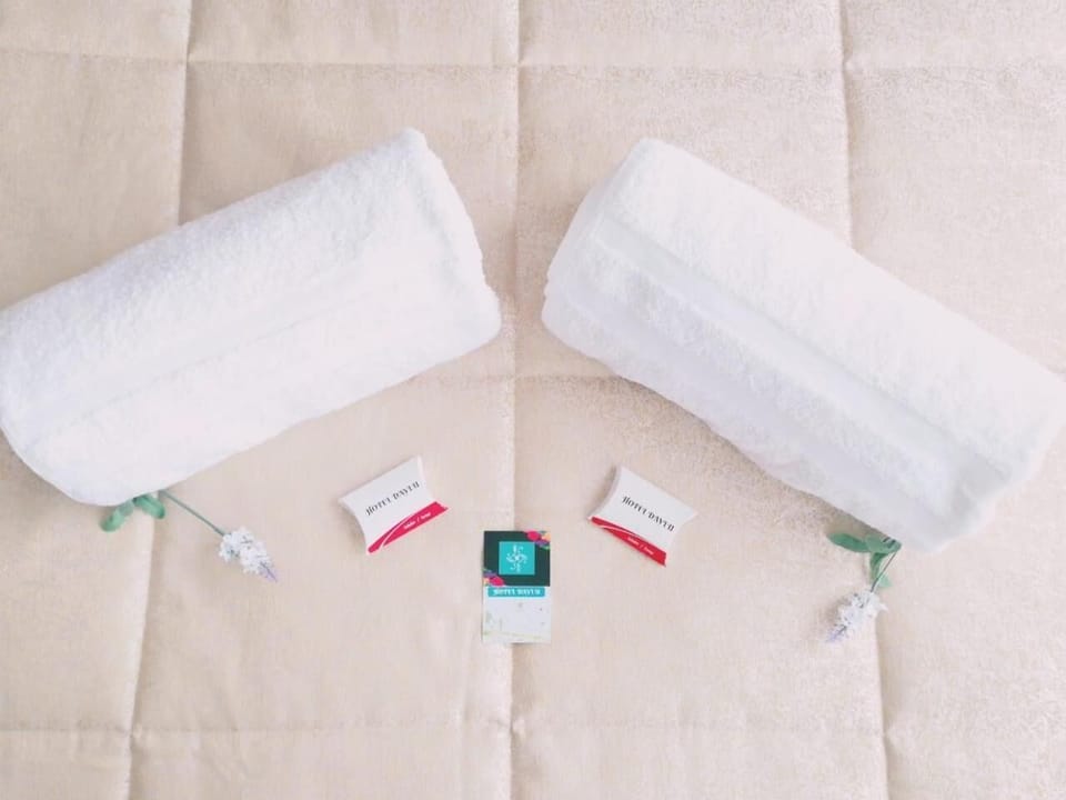 Free toiletries, towels