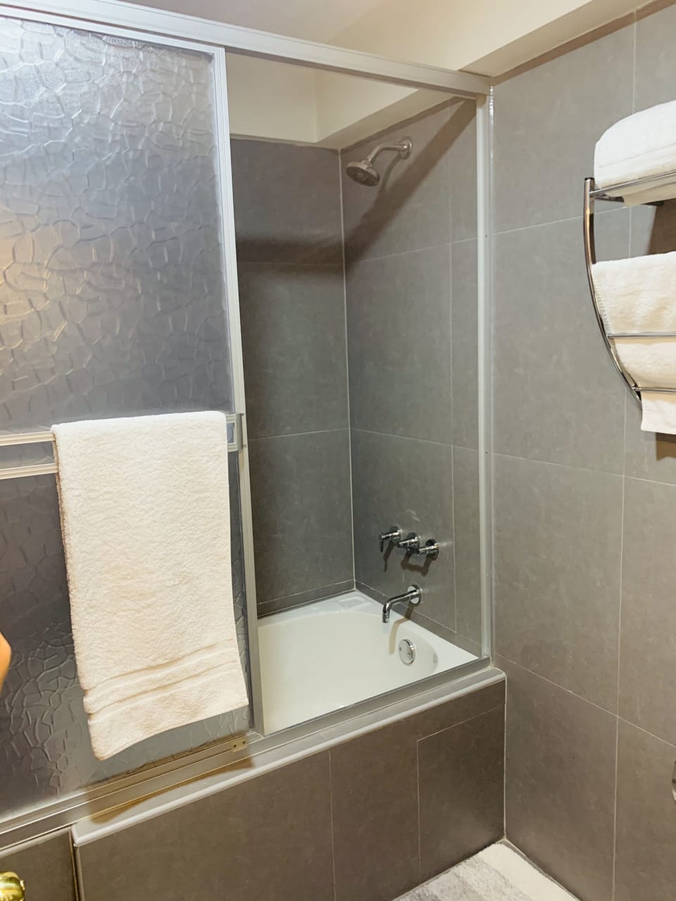 Superior Room, Non Smoking, City View | Hypo-allergenic bedding, down comforters, desk, laptop workspace