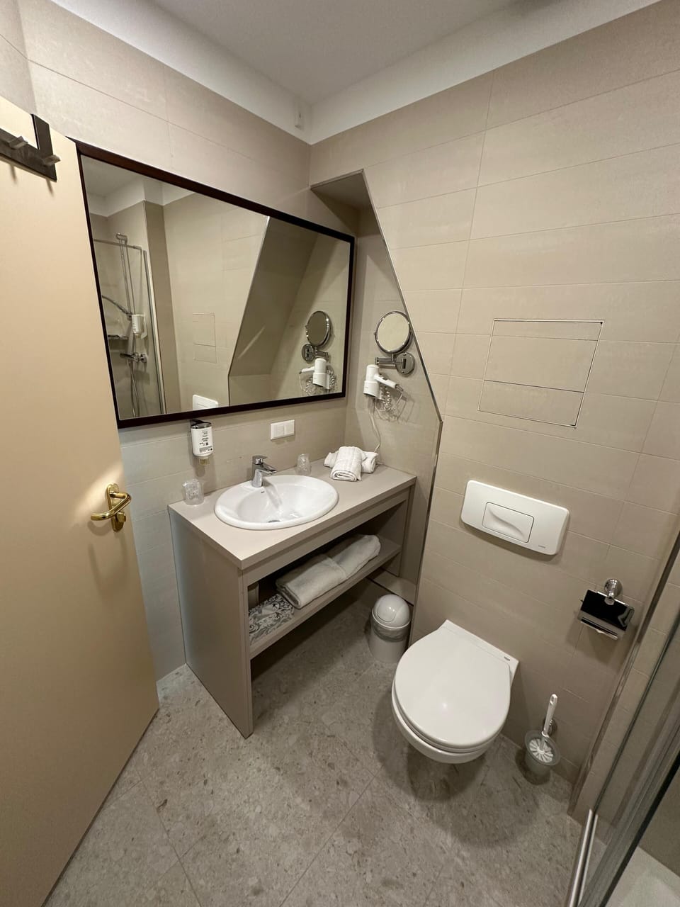 Free toiletries, hair dryer, towels, soap