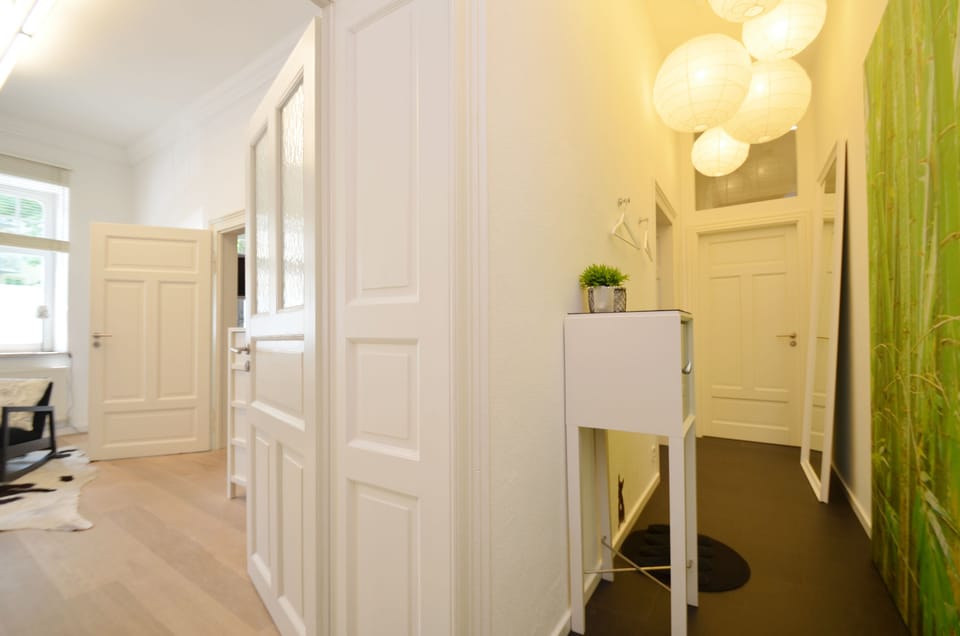 Deluxe Apartment, 2 Bedrooms, Accessible, City View (Puro) | 2 bedrooms, desk, iron/ironing board, cribs (free)