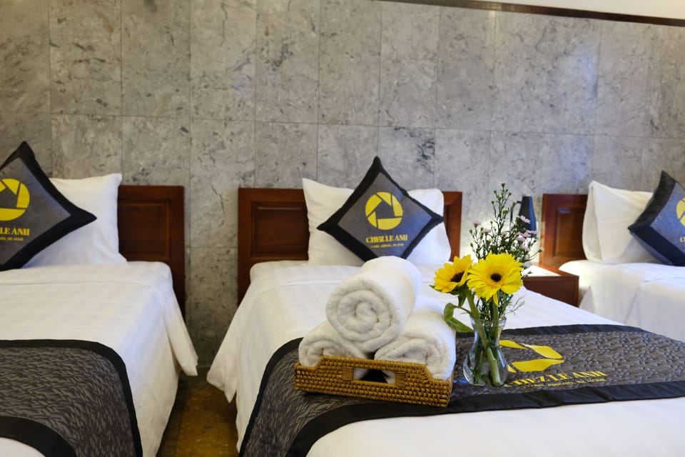 Deluxe Triple Room | Minibar, desk, blackout drapes, soundproofing