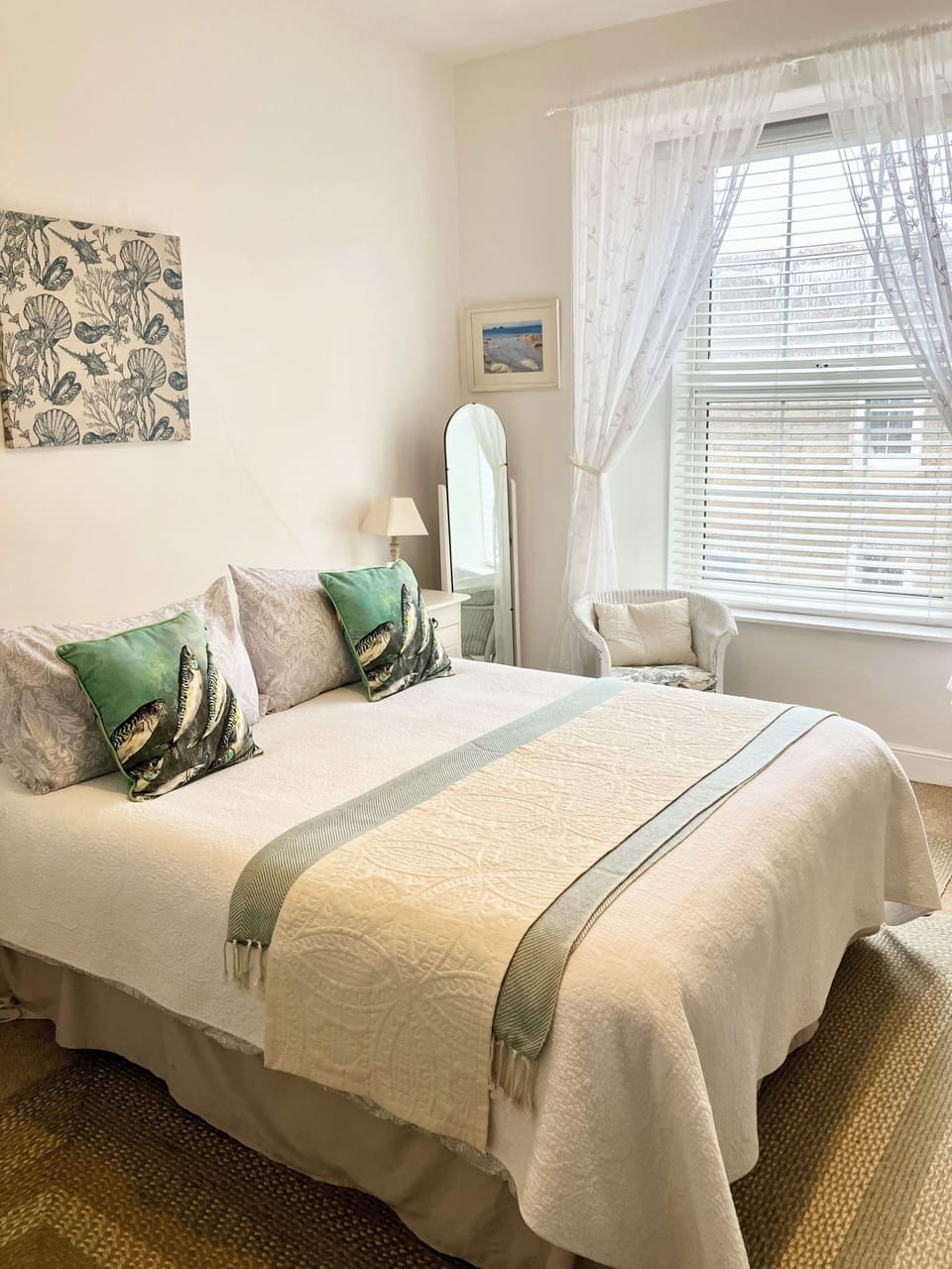 Double Room with Private Bathroom | Individually decorated, individually furnished, desk, iron/ironing board