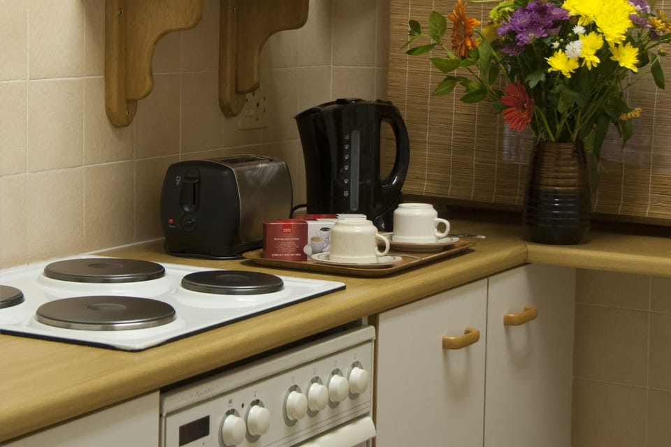 Family House | Private kitchen | Fridge, microwave, oven, stovetop