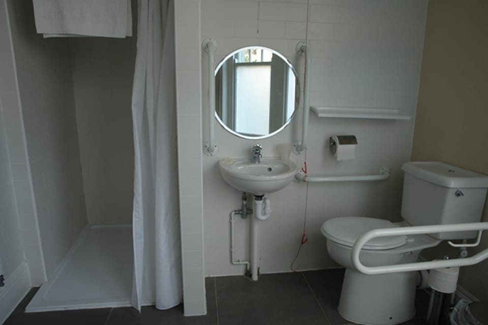 Double Room - Room 1 | Bathroom | Towels