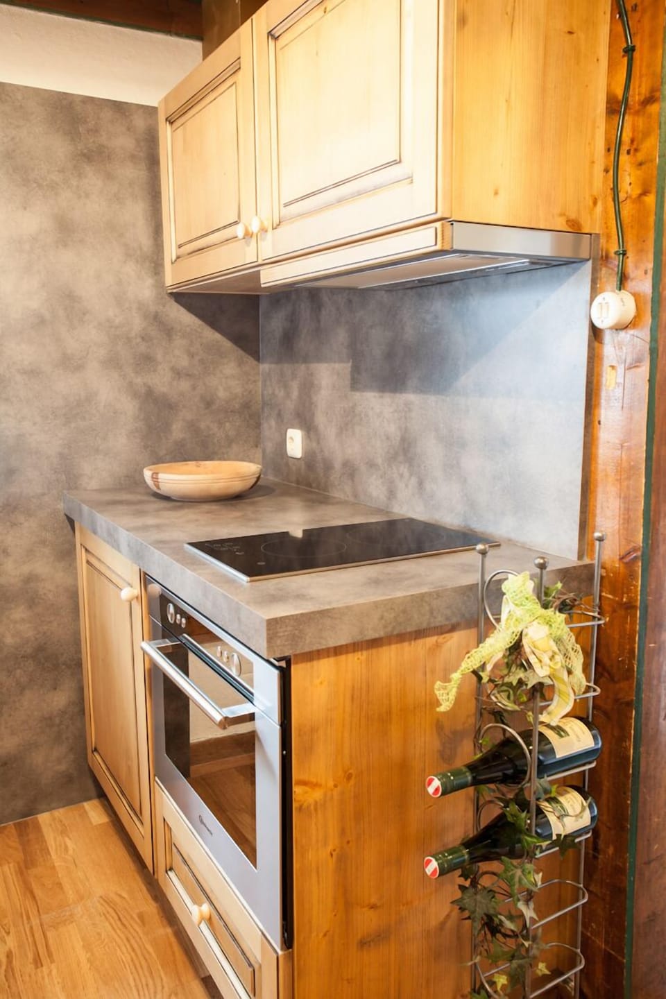 Chalet, 3 Bedrooms (Chalet) | Private kitchen | Full-size fridge, microwave, oven, stovetop