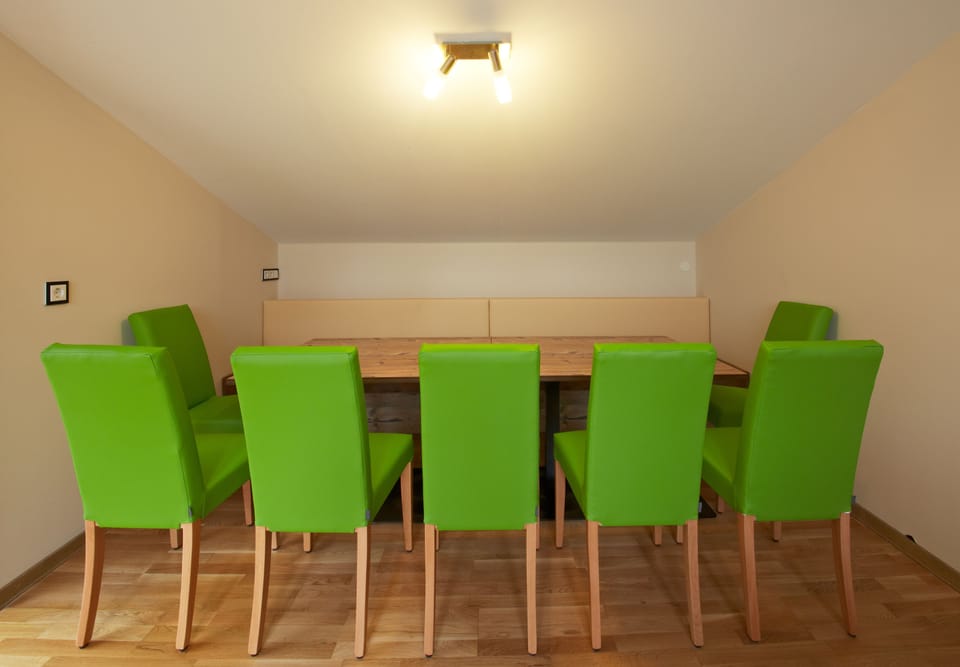House, 5 Bedrooms (Holiday Lodge) | 5 bedrooms, bed sheets