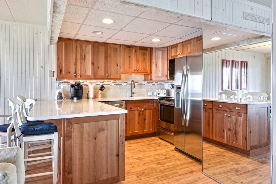 Condo, 2 Bedrooms | Private kitchen | Fridge, microwave, dishwasher, coffee/tea maker
