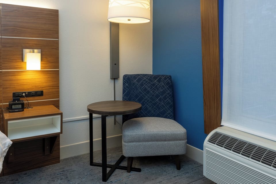 In-room safe, desk, laptop workspace, blackout drapes