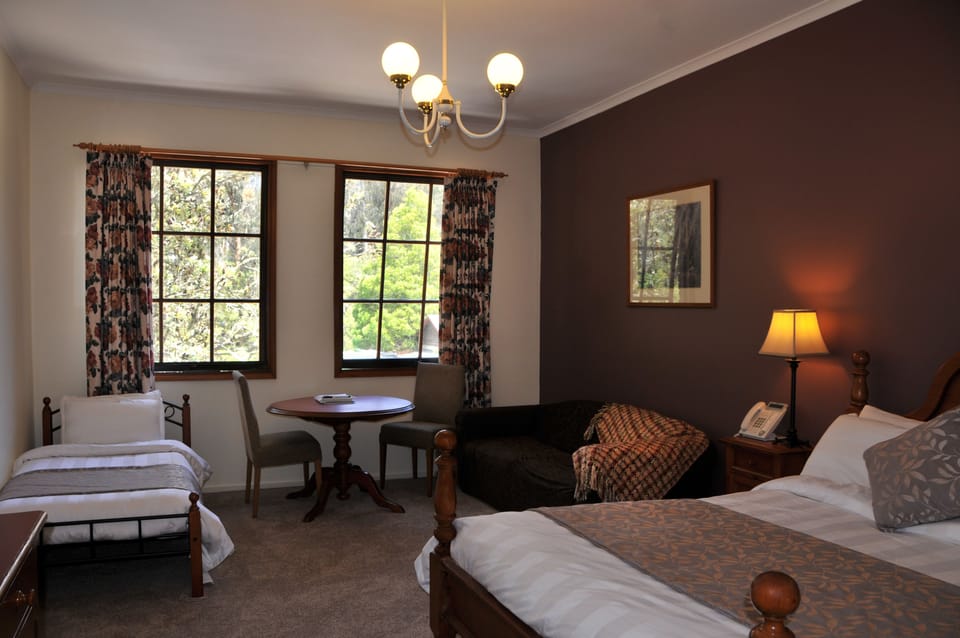 Premier Queen | Minibar, in-room safe, soundproofing, iron/ironing board