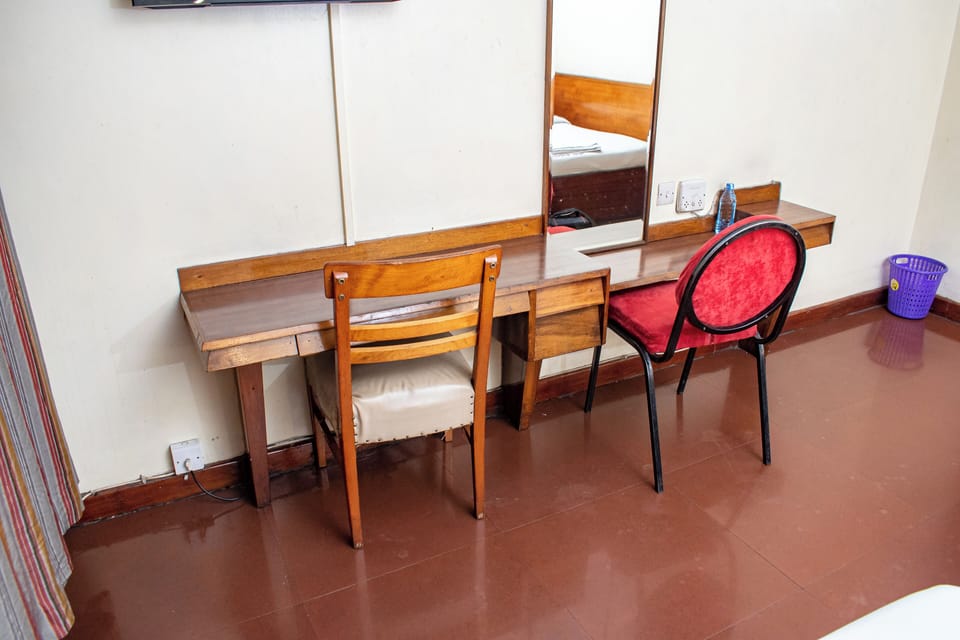 In-room safe, desk, soundproofing, iron/ironing board