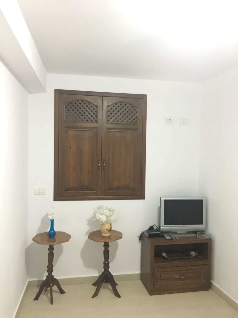 Apartment, 2 Bedrooms | Living area | Flat-screen TV