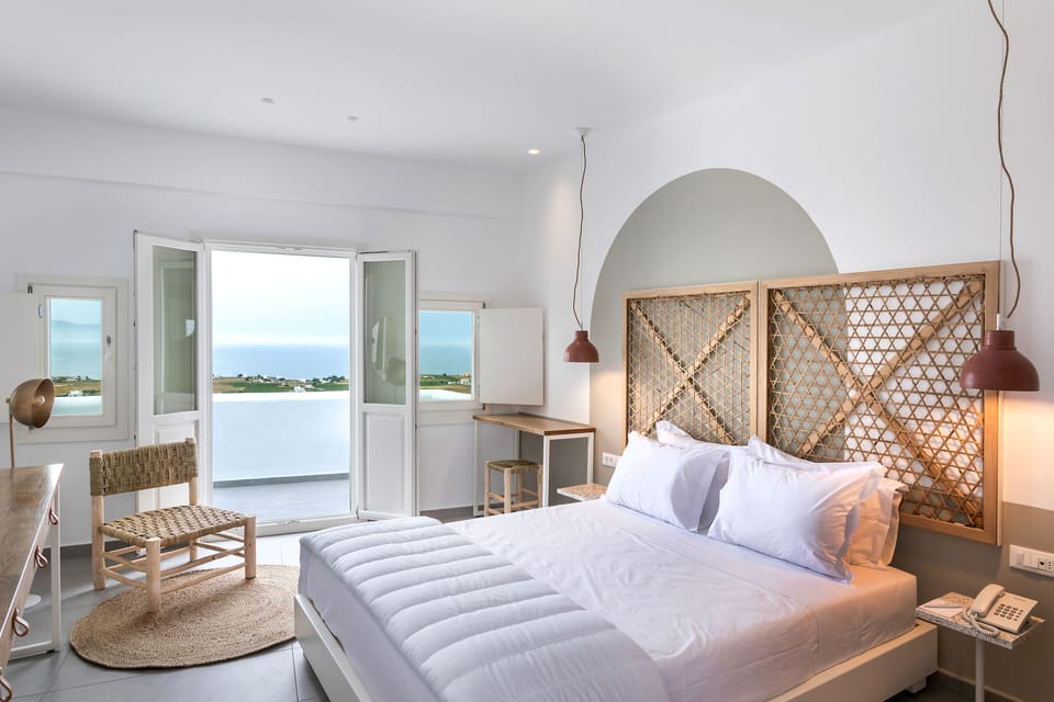 Double Room, Sea View (Sunset) | Minibar, in-room safe, desk, laptop workspace
