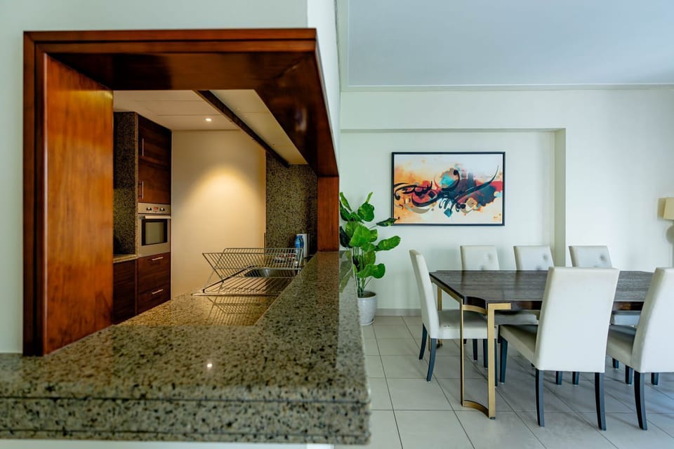 Deluxe Apartment, 2 Bedrooms, Canal View | Private kitchen | Fridge, microwave, oven, dishwasher